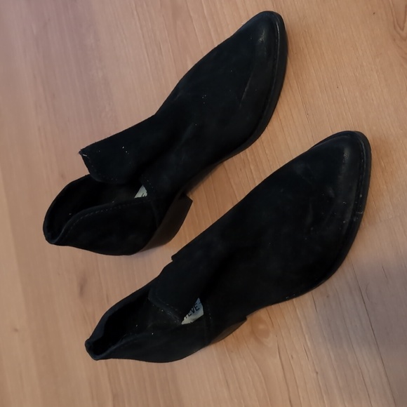 Steven Madden suede booties - Picture 2 of 3